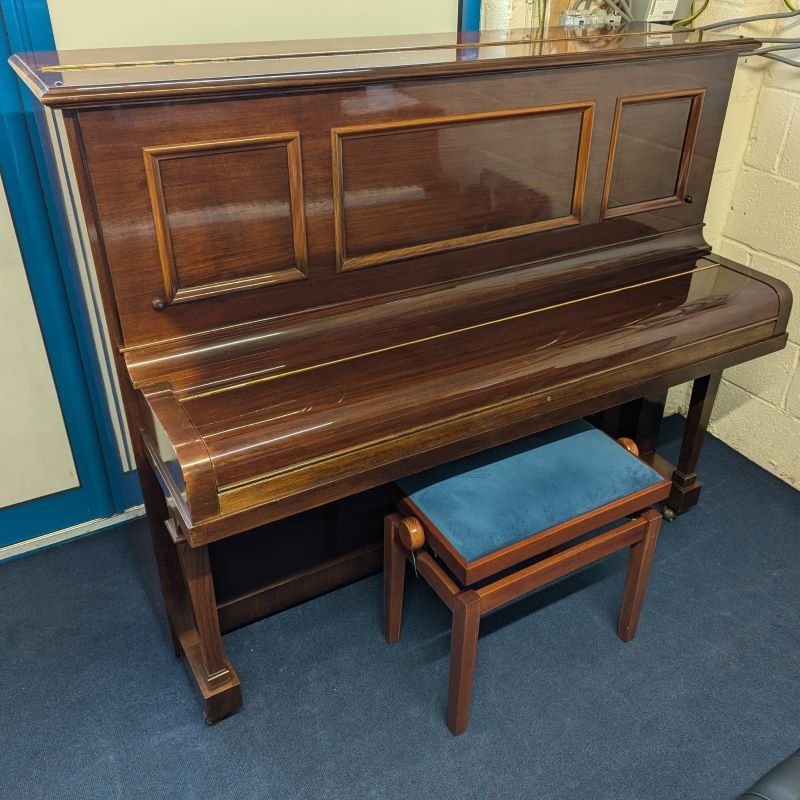 Steinway K