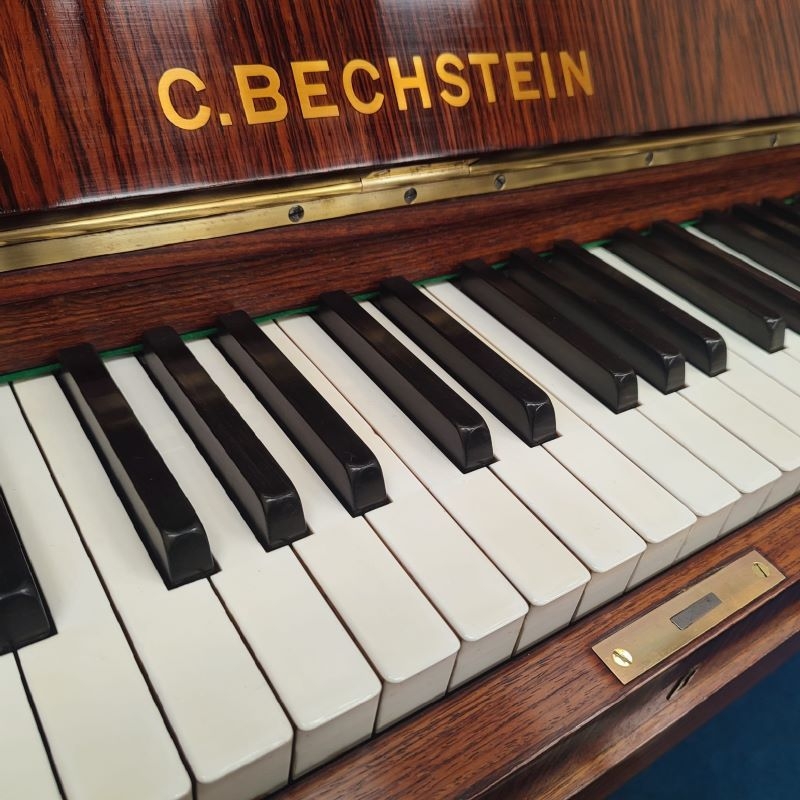 Steinway model O