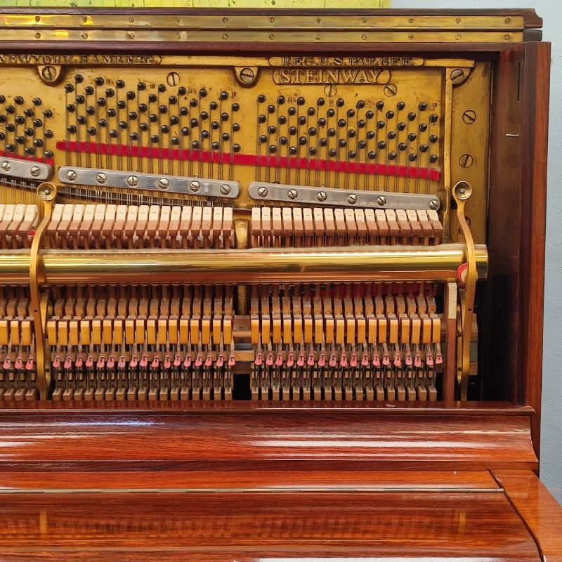 Steinway K
