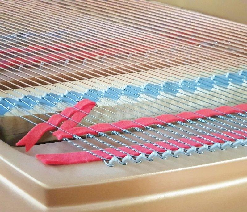 Yamaha C3 grand Piano in white polyester – Gallery image – Roberts Pianos Oxford