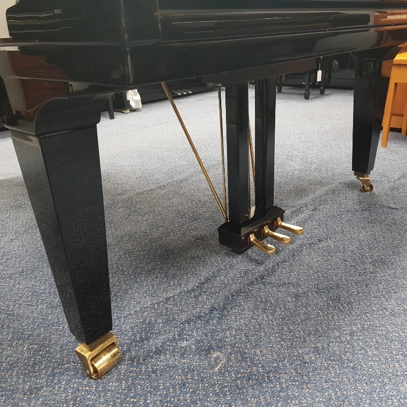 Grotrian Steinweg 192 grand Piano in Black – Gallery image – Roberts Pianos Oxford