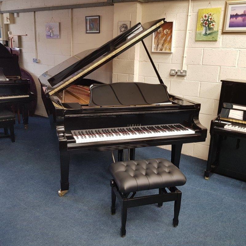 Yamaha CF concert grand Piano in bright black – Featured image – Roberts Pianos Oxford