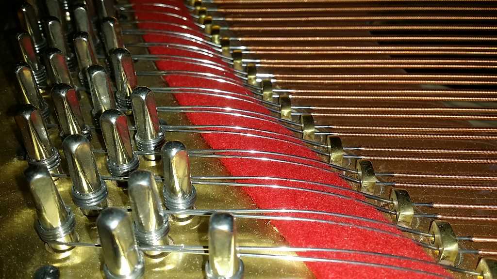 Grotrian Steinweg 275