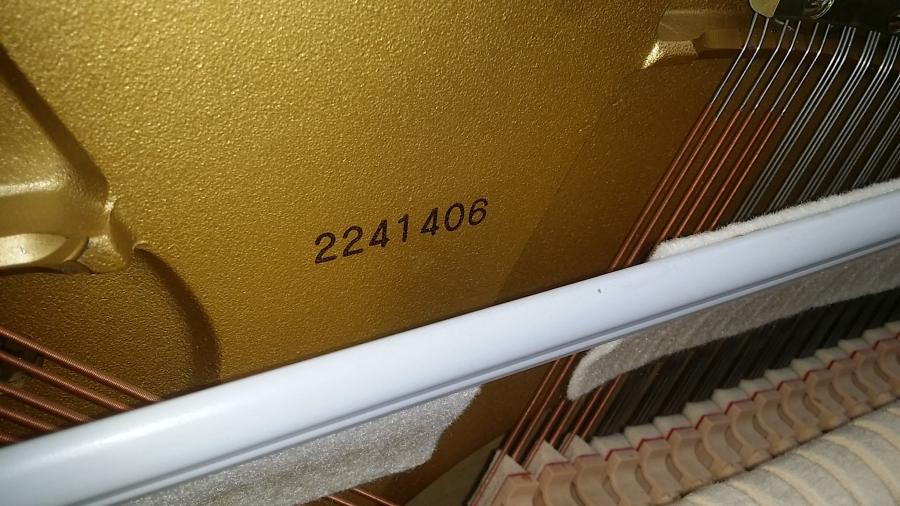 Kawai HA20 upright Piano in gloss black – Gallery image – Roberts Pianos Oxford