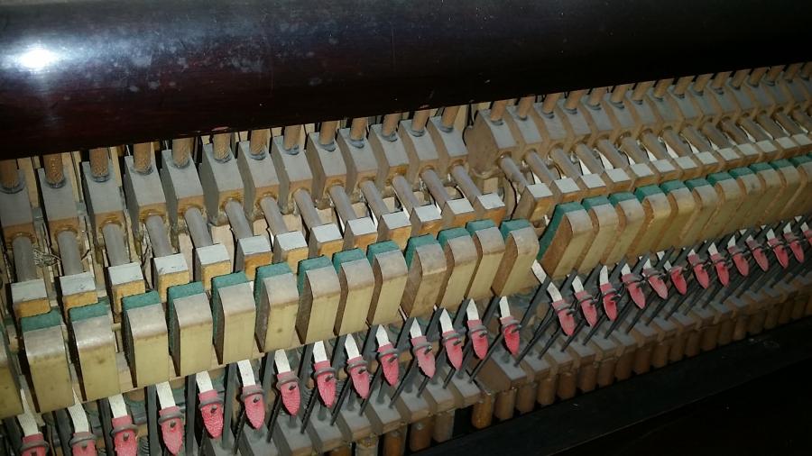 Chappell upright Piano in mahogany – Gallery image – Roberts Pianos Oxford