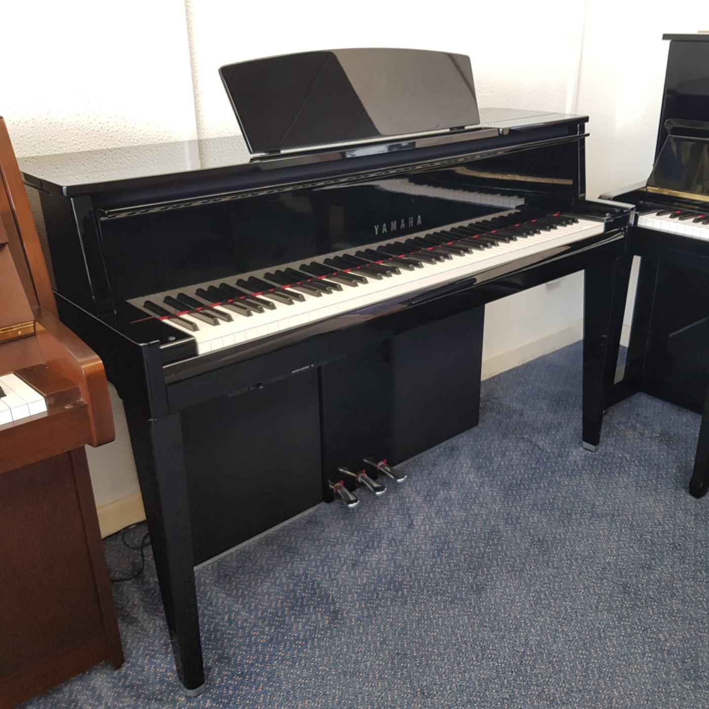 Yamaha Clavinova AvantGrand N2 digital Piano in Black – Featured image – Roberts Pianos Oxford