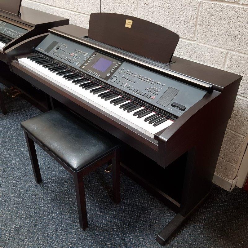 Yamaha CVP-303 digital Piano in rosewood – Gallery image – Roberts Pianos Oxford