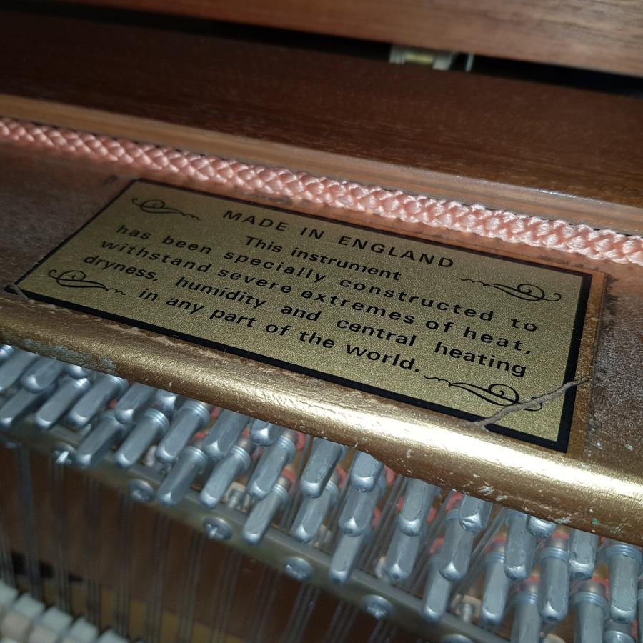 Knight K10 upright Piano in teak – Gallery image – Roberts Pianos Oxford
