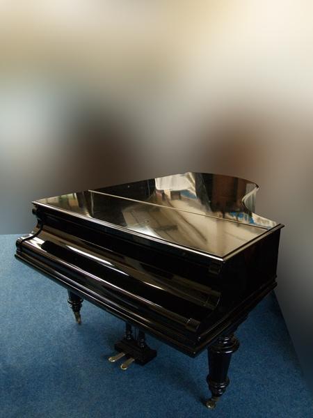 Bechstein B grand Piano in black – Gallery image – Roberts Pianos Oxford