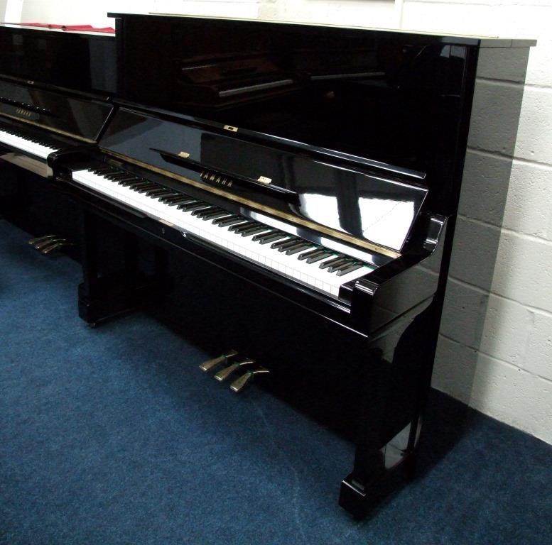 Yamaha U3H upright Piano in black – Featured image – Roberts Pianos Oxford