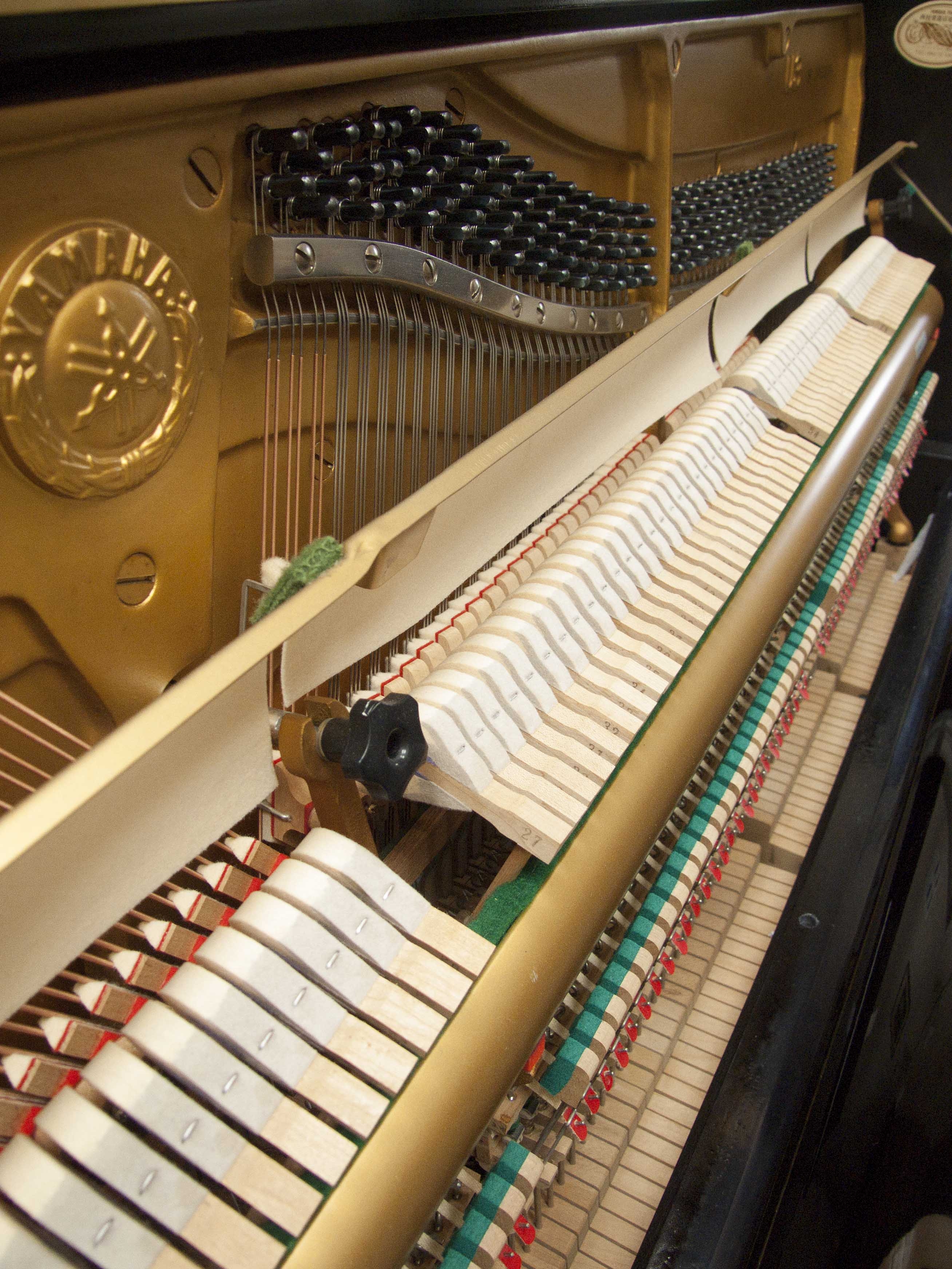 Yamaha U3H upright Piano in black – Gallery image – Roberts Pianos Oxford