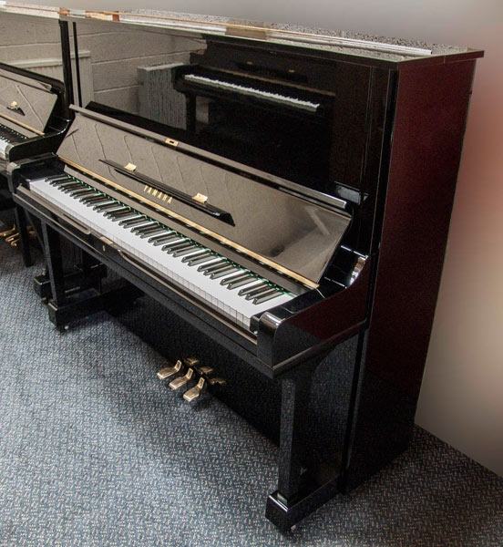 Yamaha U3H upright Piano in black – Featured image – Roberts Pianos Oxford