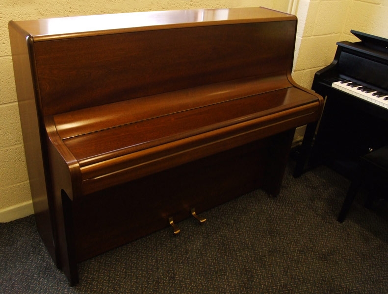 Welmar upright Piano in rosewood – Gallery image – Roberts Pianos Oxford