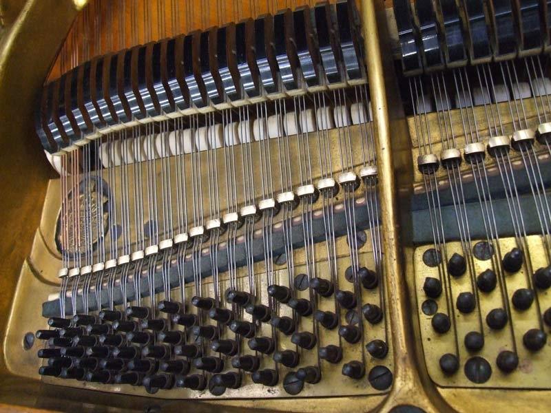 Bluthner IV grand Piano in mahogany – Gallery image – Roberts Pianos Oxford