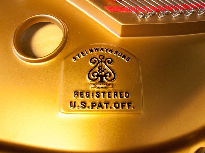 Steinway M