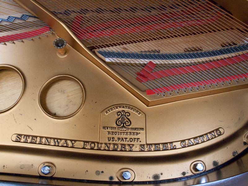 Steinway O