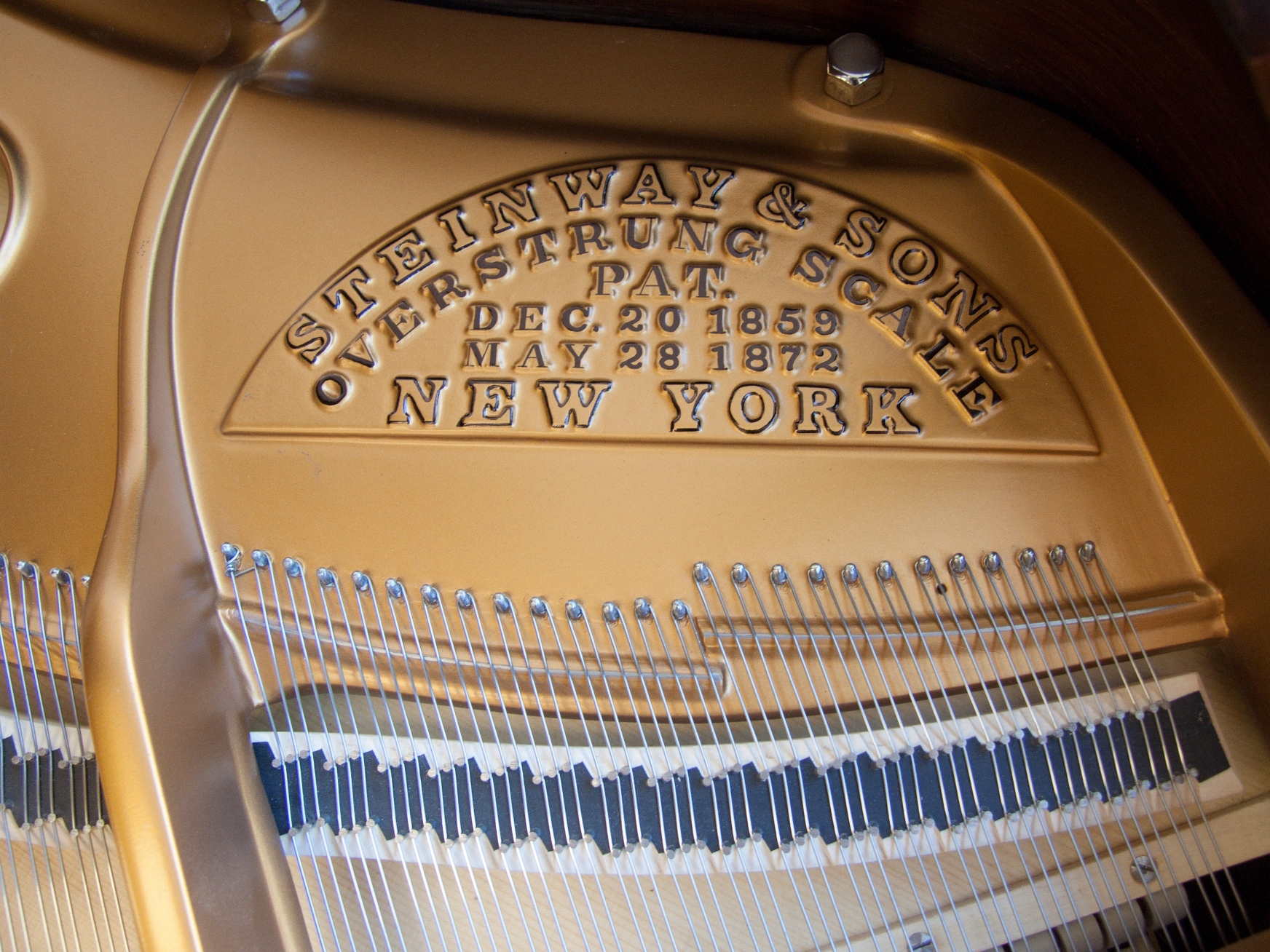 Steinway O