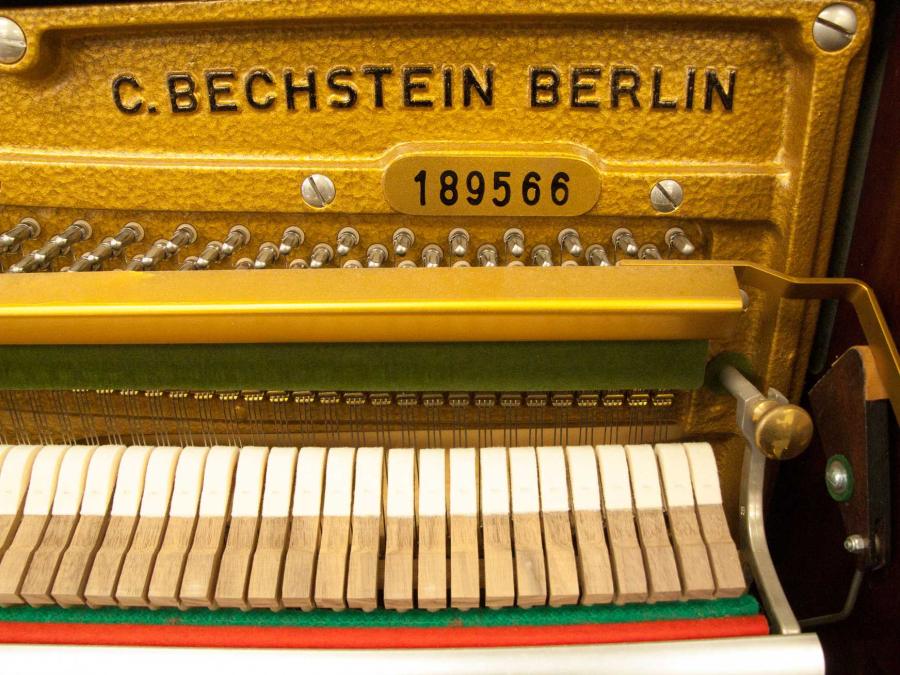 Bechstein 124 Classic upright Piano in Mahogany Polyester – Gallery image – Roberts Pianos Oxford