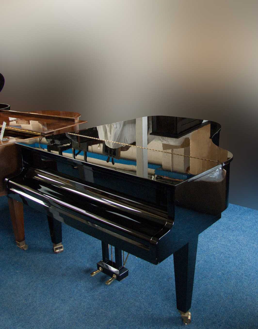 Grotrian Steinweg 189 grand Piano in black polyester – Gallery image – Roberts Pianos Oxford