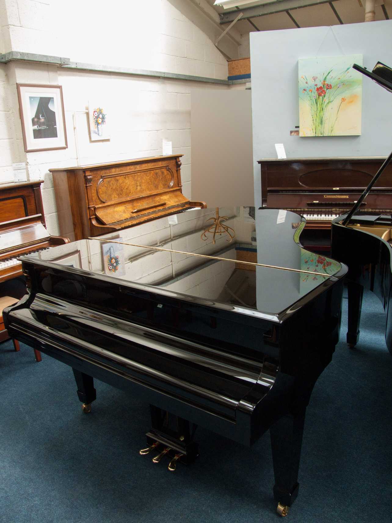 Steinway O