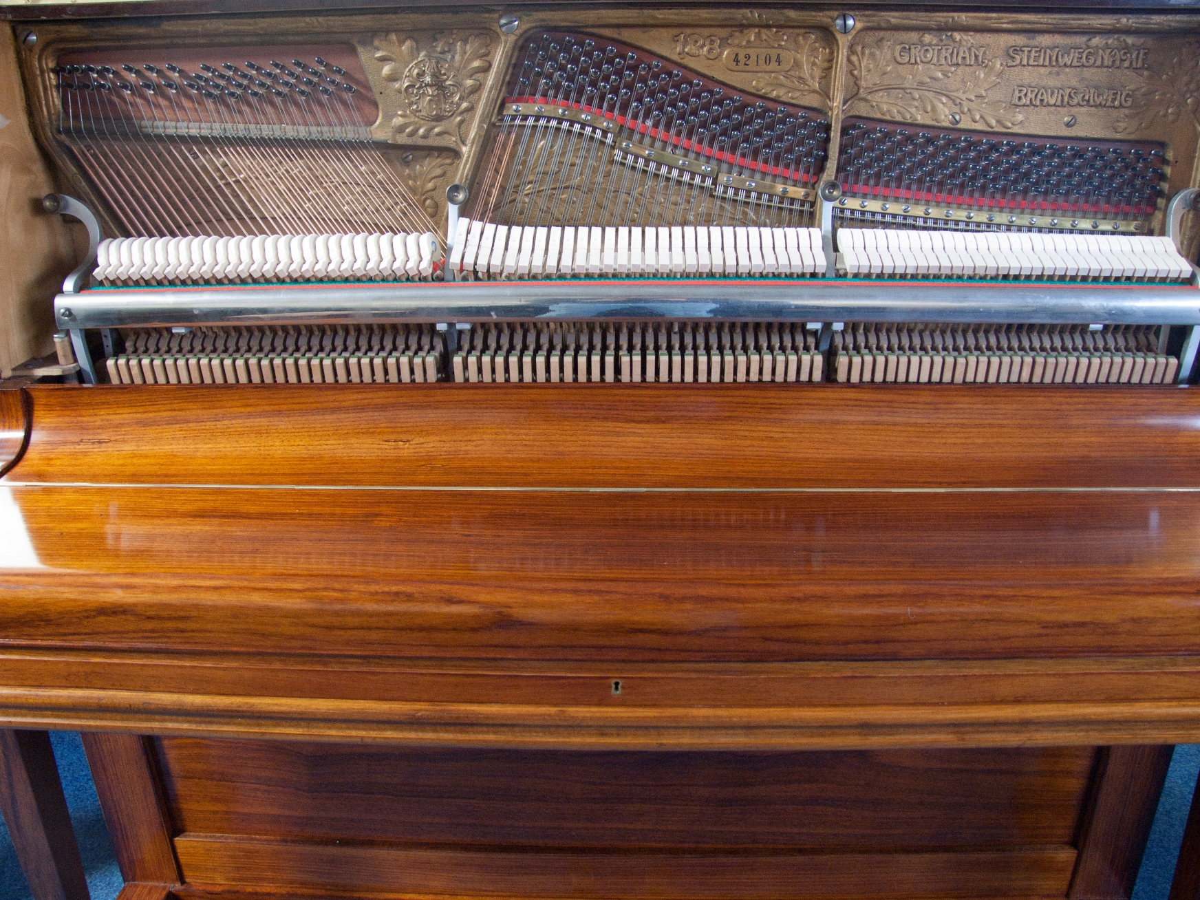 Grotrian Steinweg 128