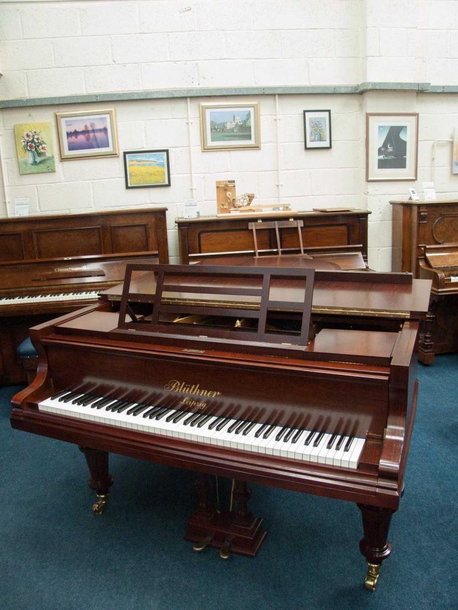 Bluthner VIII (8) grand Piano in rosewood – Gallery image – Roberts Pianos Oxford