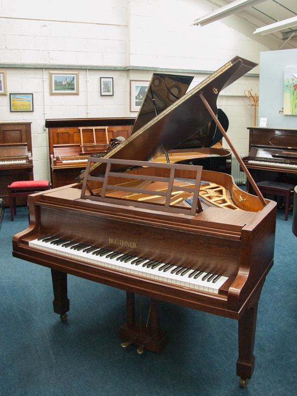 Bluthner IVa Aliquot grand Piano in mahogany – Featured image – Roberts Pianos Oxford