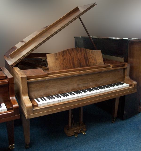 Bluthner Style VIII grand Piano in mahogany – Featured image – Roberts Pianos Oxford
