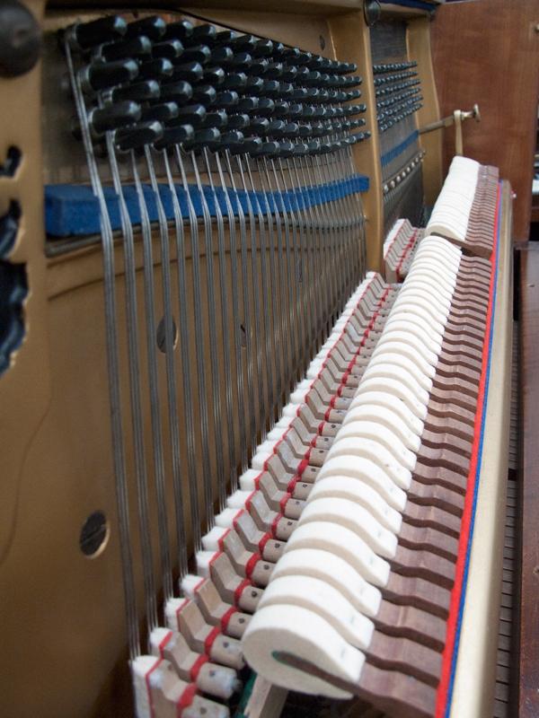 Bluthner upright Piano in mahogany – Gallery image – Roberts Pianos Oxford