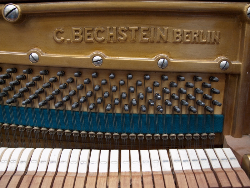 Bechstein model 8