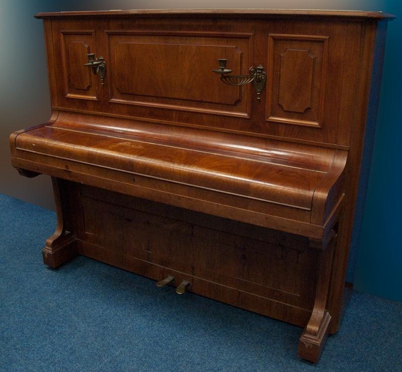Bechstein model 8 upright Piano in Rosewood – Gallery image – Roberts Pianos Oxford