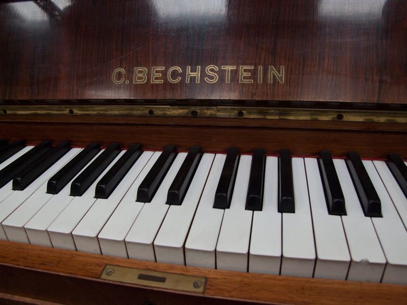 Bechstein model 8