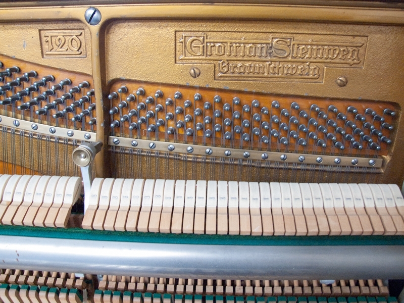 Grotrian Steinweg 120