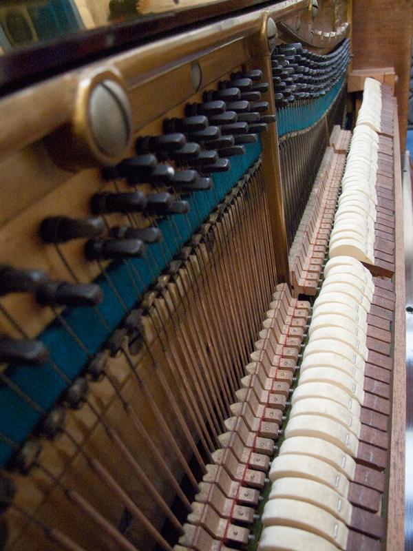 Bechstein 10 upright Piano in rosewood – Gallery image – Roberts Pianos Oxford