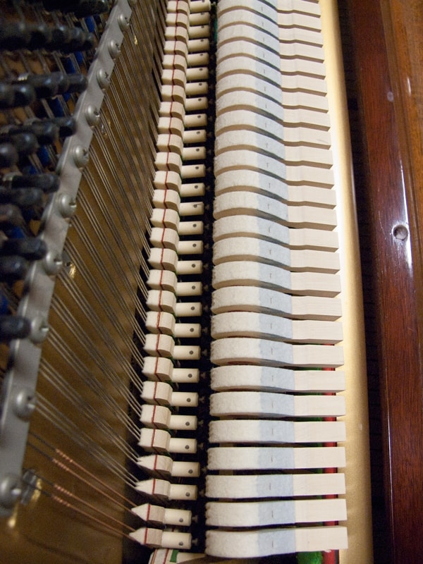 Welmar upright Piano in mahogany – Gallery image – Roberts Pianos Oxford