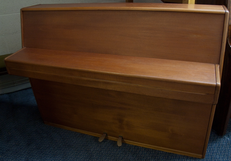 Welmar upright Piano in teak – Gallery image – Roberts Pianos Oxford