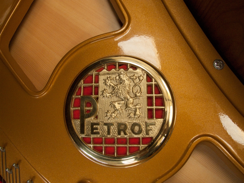 Petrof 172