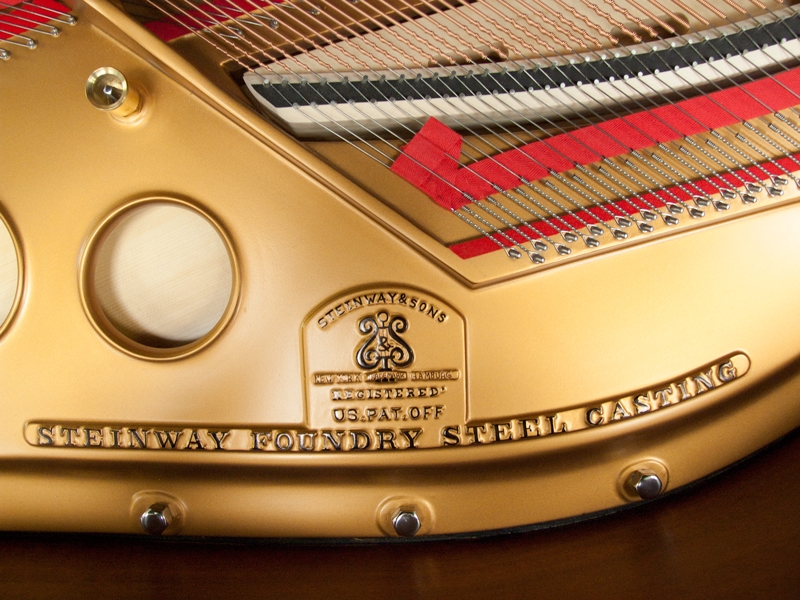 Steinway O