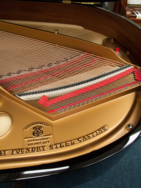 Steinway O