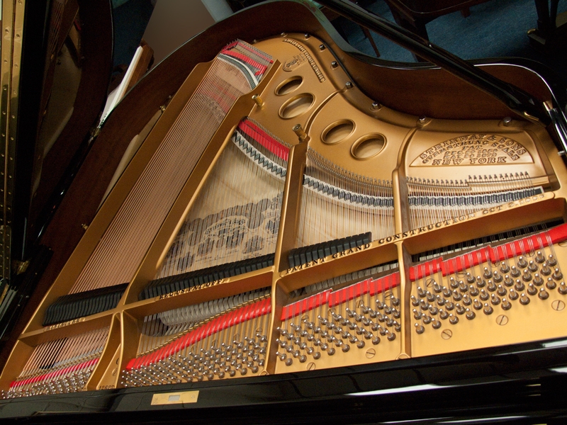 Steinway O