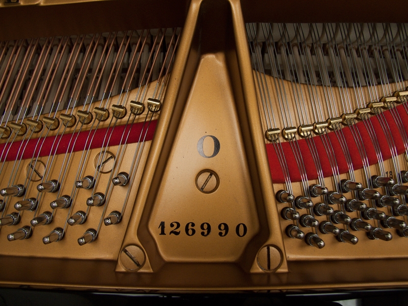 Steinway O