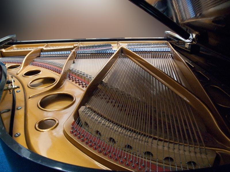 Bosendorfer 170 grand Piano in black – Gallery image – Roberts Pianos Oxford