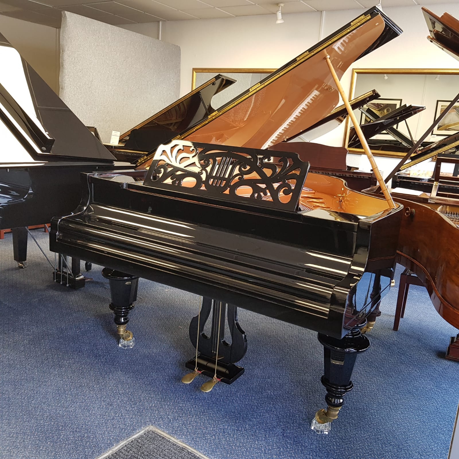 Bosendorfer 170 grand Piano in black – Gallery image – Roberts Pianos Oxford