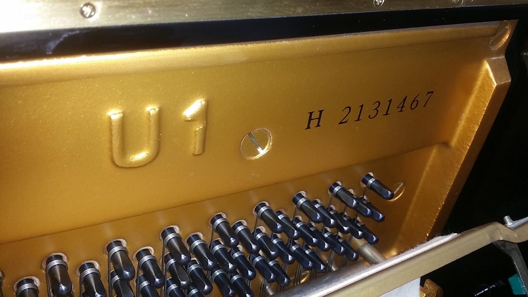 Yamaha U1H upright Piano in Bright black – Gallery image – Roberts Pianos Oxford