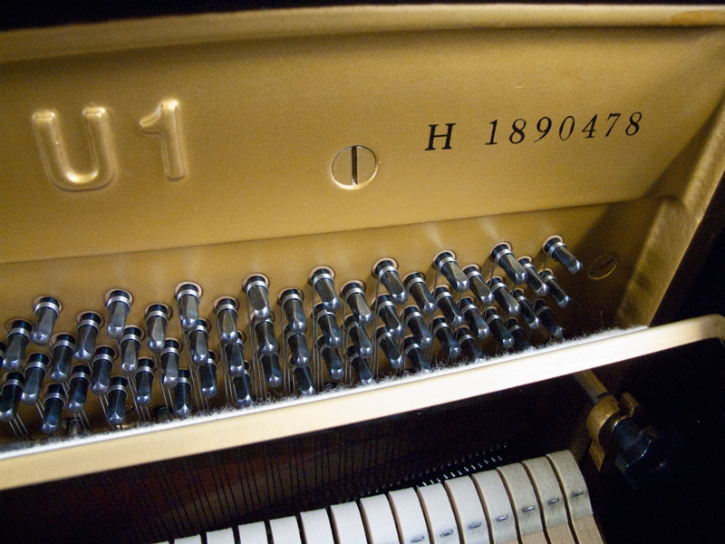 Yamaha U1H