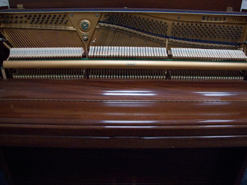 Welmar upright Piano in Mahogany – Gallery image – Roberts Pianos Oxford