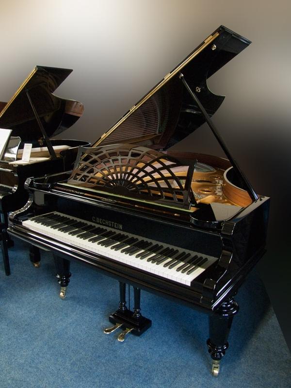 Bechstein V (5) grand Piano in bright black – Featured image – Roberts Pianos Oxford