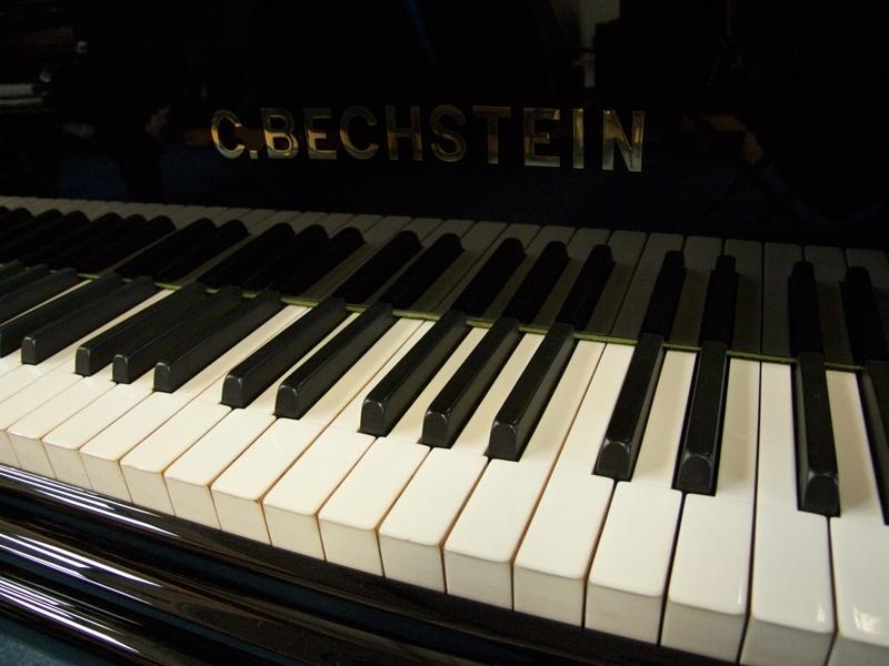 Bechstein B grand Piano in black – Gallery image – Roberts Pianos Oxford