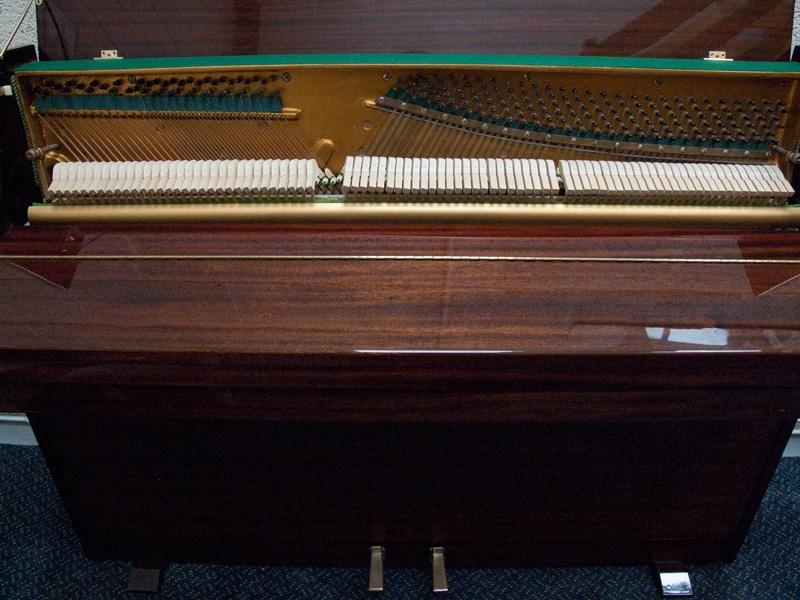 Zender upright Piano in Dark Mahogany – Gallery image – Roberts Pianos Oxford