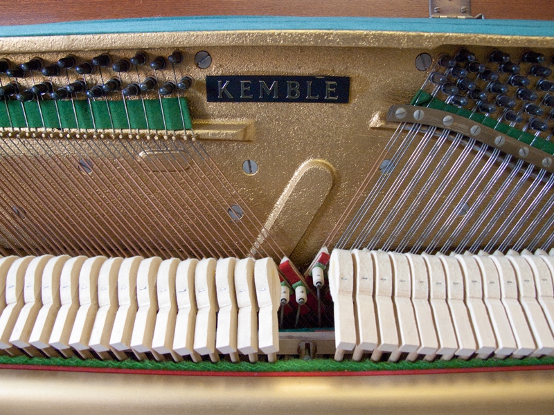 Kemble Compact